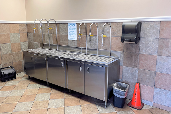 Self-Filling Station